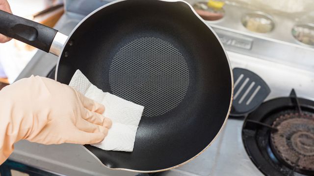تنظيف الأواني تنظيف الأواني
