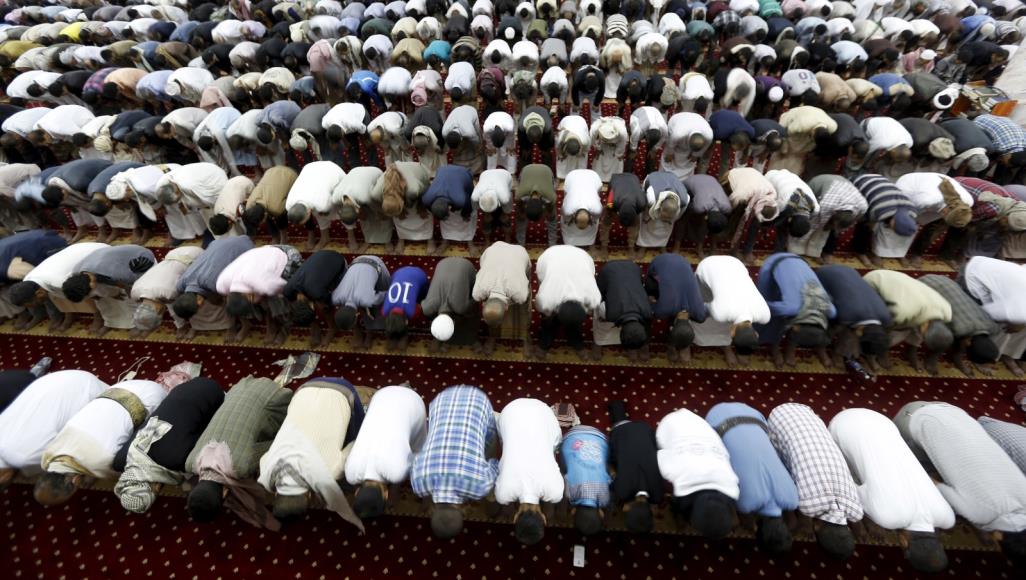 هل صلاة التراويح بدعة
