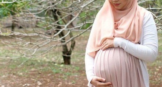 تصميم فستان صباحي مناسب للمرأة الحامل ونصائح للحامل تصميم فستان صباحي مناسب للمرأة الحامل